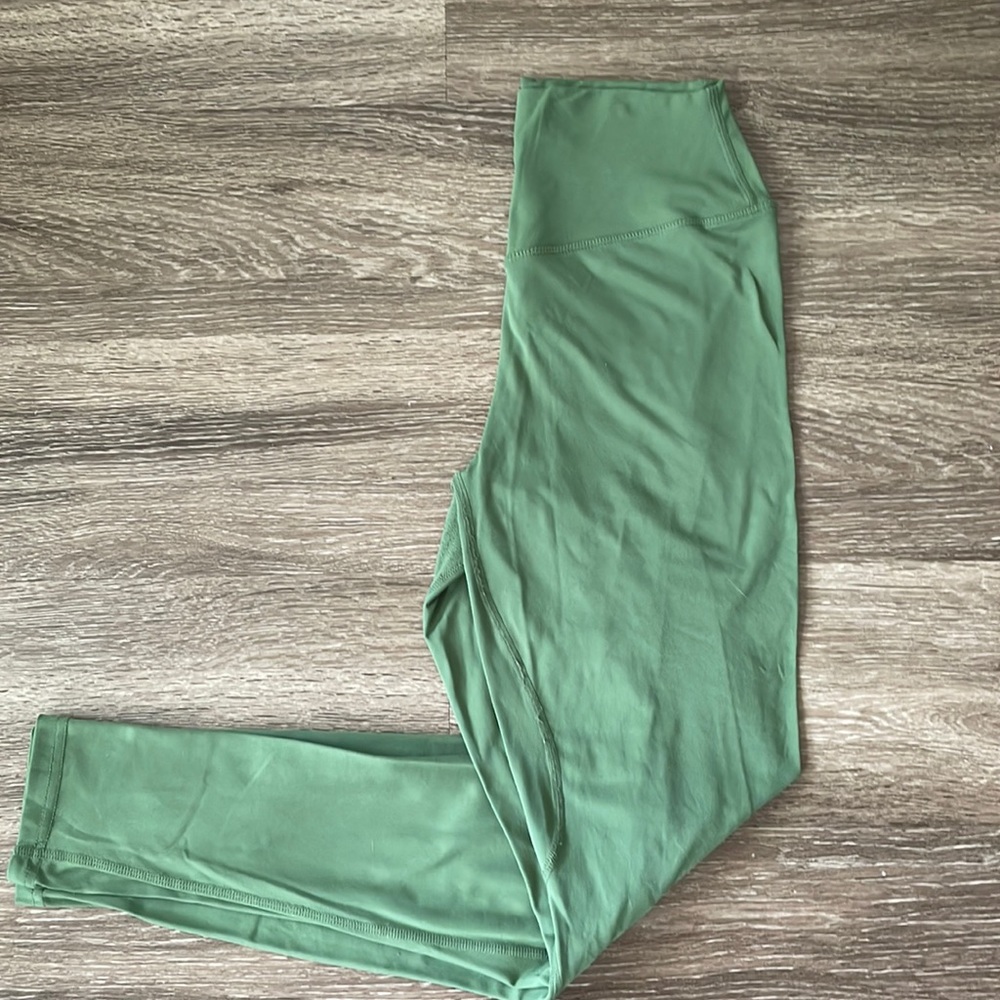 Green balance cloud legging